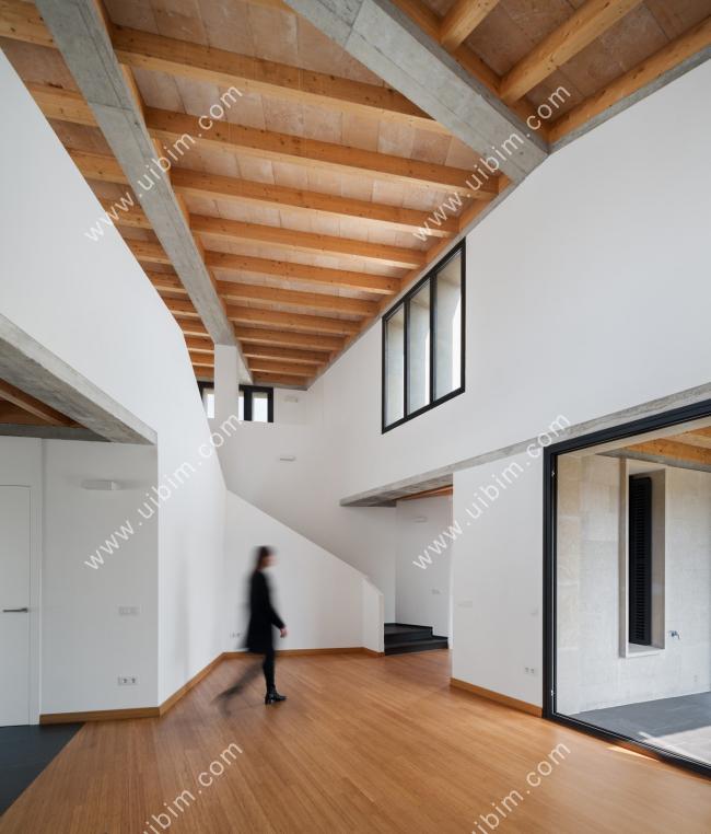 BIM建筑|错落景窗勾勒出一幅幅山野风景画:MM住宅 / Salvà Ortín Arquitectes BIM建筑|错落景窗勾勒出一幅幅山野风景画:MM住宅 / Salvà Ortín Arquitectes