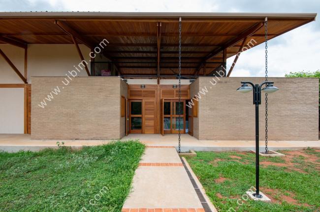 BIM建筑|草丛,泥巴,荡秋千:乡野田园里的儿童之家 BIM建筑|草丛,泥巴,荡秋千:乡野田园里的儿童之家