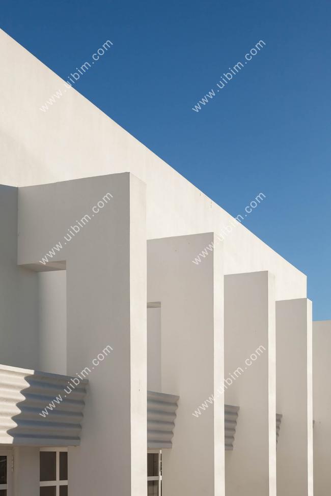 BIM建筑|静谧中透着古典法则之美:水镜之馆 / DC.AD + Victor Vicente BIM建筑|静谧中透着古典法则之美:水镜之馆 / DC.AD + Victor Vicente