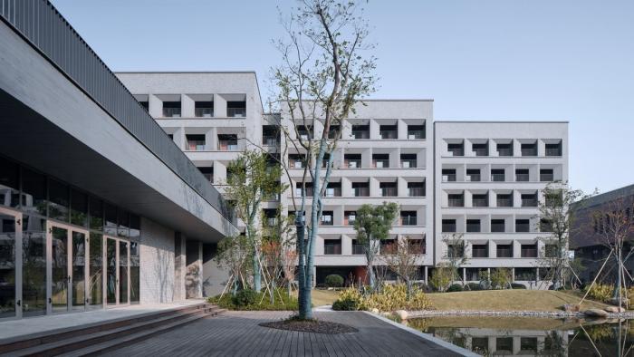 BIM建筑|杭州第二中学钱江校区学生宿舍楼 / 浙江大学建筑设计研究院有限公司 BIM建筑|杭州第二中学钱江校区学生宿舍楼 / 浙江大学建筑设计研究院有限公司