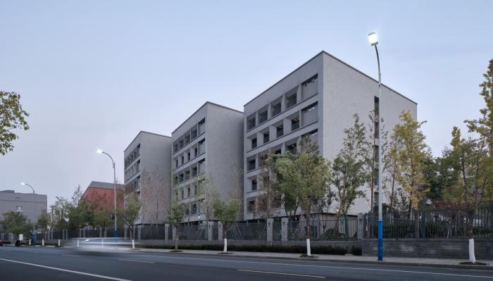 BIM建筑|杭州第二中学钱江校区学生宿舍楼 / 浙江大学建筑设计研究院有限公司 BIM建筑|杭州第二中学钱江校区学生宿舍楼 / 浙江大学建筑设计研究院有限公司