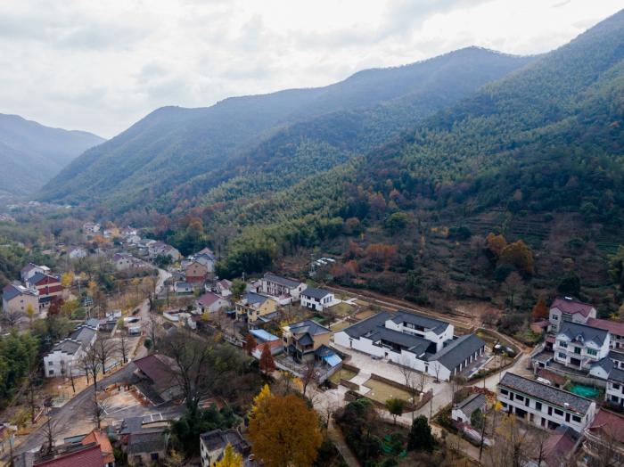 BIM建筑|安生斋居:一个家族的乡土记忆 / 予舍予筑 BIM建筑|安生斋居:一个家族的乡土记忆 / 予舍予筑