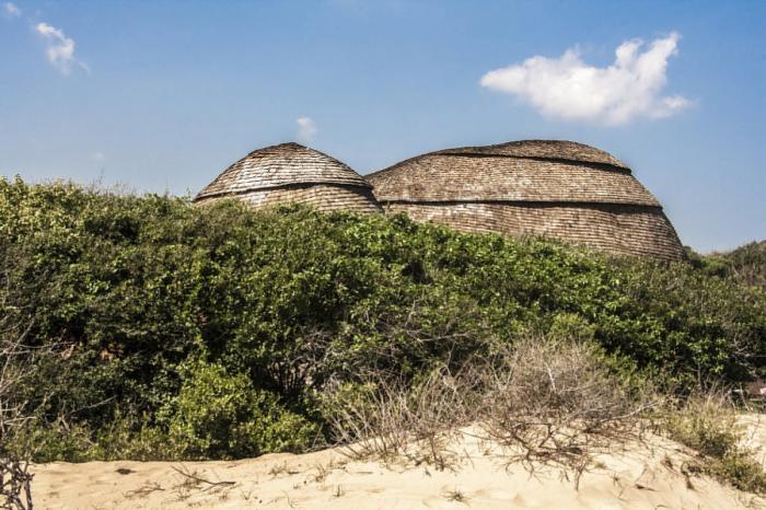 BIM建筑|海岸沙滩巨石下的原始洞穴:斯里兰卡帐篷酒店 / Nomadic Resorts BIM建筑|海岸沙滩巨石下的原始洞穴:斯里兰卡帐篷酒店 / Nomadic Resorts