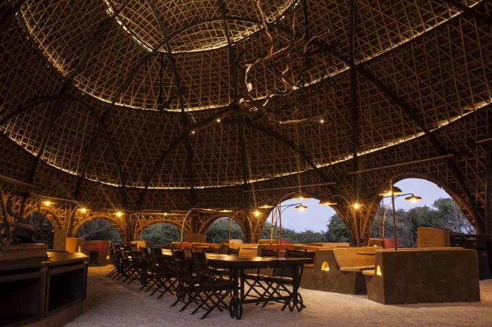 BIM建筑|海岸沙滩巨石下的原始洞穴:斯里兰卡帐篷酒店 / Nomadic Resorts BIM建筑|海岸沙滩巨石下的原始洞穴:斯里兰卡帐篷酒店 / Nomadic Resorts