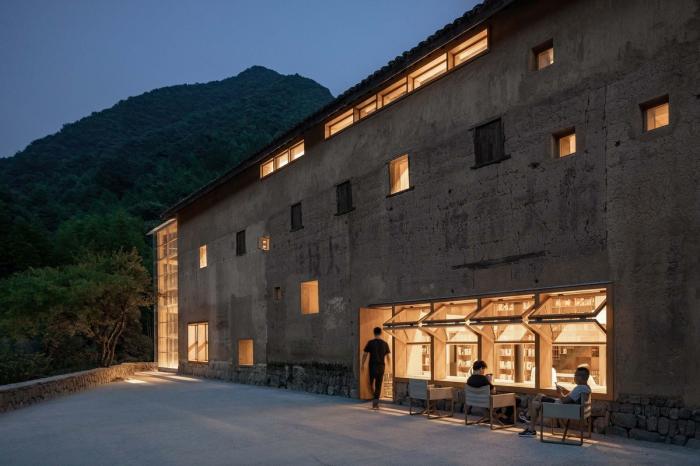 BIM建筑|青龙坞言几又乡村胶囊旅社书店 / 西涛设计工作室 BIM建筑|青龙坞言几又乡村胶囊旅社书店 / 西涛设计工作室