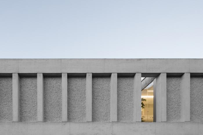 BIM建筑|错位构图,朴素中透着张力——科马诺别墅 / DF_DC BIM建筑|错位构图,朴素中透着张力——科马诺别墅 / DF_DC