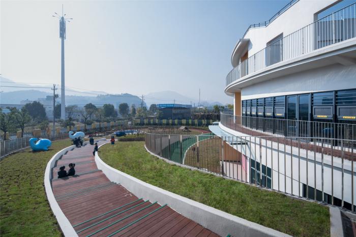 BIM建筑|一只静躺于海边的“海螺城堡”:大孚双语幼儿园 / 上海思序建筑规划设计 BIM建筑|一只静躺于海边的“海螺城堡”:大孚双语幼儿园 / 上海思序建筑规划设计