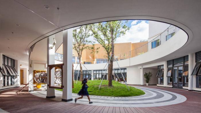BIM建筑|一只静躺于海边的“海螺城堡”:大孚双语幼儿园 / 上海思序建筑规划设计 BIM建筑|一只静躺于海边的“海螺城堡”:大孚双语幼儿园 / 上海思序建筑规划设计