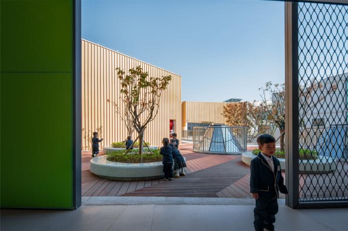 BIM建筑|一只静躺于海边的“海螺城堡”:大孚双语幼儿园 / 上海思序建筑规划设计 BIM建筑|一只静躺于海边的“海螺城堡”:大孚双语幼儿园 / 上海思序建筑规划设计