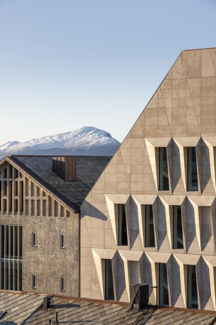 BIM建筑|北极圈内的一颗水晶石:挪威博德市政厅 / Atelier Lorentzen Langkilde BIM建筑|北极圈内的一颗水晶石:挪威博德市政厅 / Atelier Lorentzen Langkilde