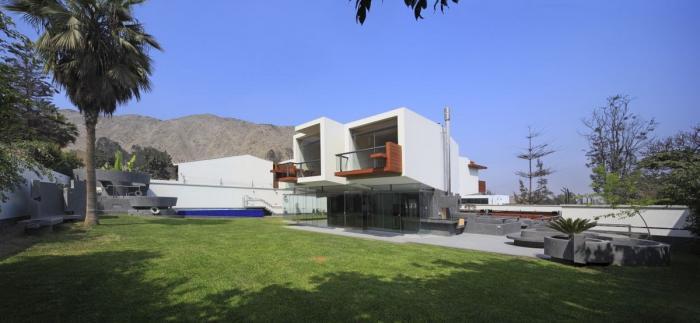 BIM建筑|宛如一只岩石雕刻而成的“生活容器”——秘鲁永久住宅 / Longhi Architects BIM建筑|宛如一只岩石雕刻而成的“生活容器”——秘鲁永久住宅 / Longhi Architects