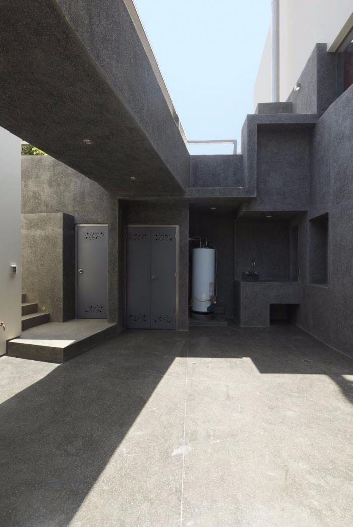 BIM建筑|宛如一只岩石雕刻而成的“生活容器”——秘鲁永久住宅 / Longhi Architects BIM建筑|宛如一只岩石雕刻而成的“生活容器”——秘鲁永久住宅 / Longhi Architects