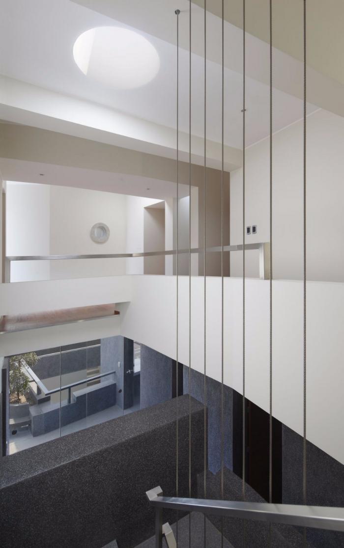 BIM建筑|宛如一只岩石雕刻而成的“生活容器”——秘鲁永久住宅 / Longhi Architects BIM建筑|宛如一只岩石雕刻而成的“生活容器”——秘鲁永久住宅 / Longhi Architects