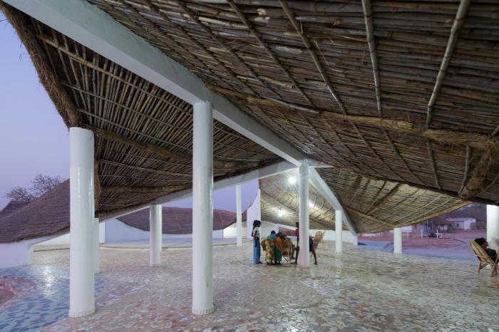 BIM建筑|塞内加尔艺术中心新住宅 / Toshiko Mori BIM建筑|塞内加尔艺术中心新住宅 / Toshiko Mori