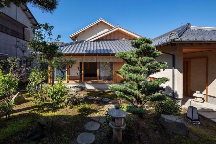 BIM建筑|质朴的静修居所——多度津町私宅 / 奥野崇建筑设计事务所 BIM建筑|质朴的静修居所——多度津町私宅 / 奥野崇建筑设计事务所