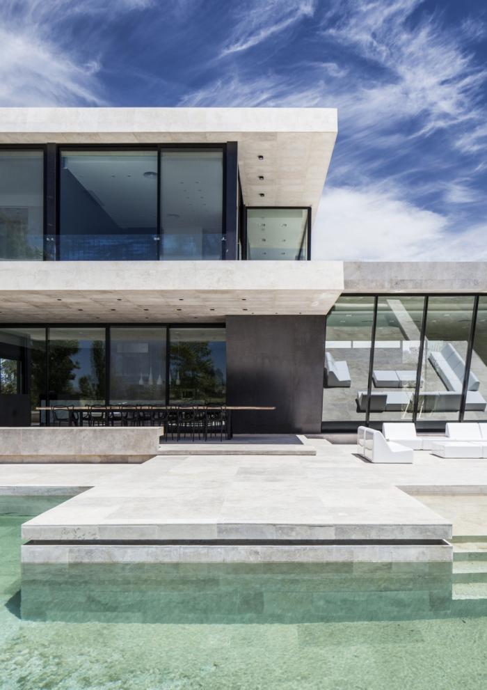 BIM建筑|温暖纯粹的解构:大理石住宅 / OON Architecture BIM建筑|温暖纯粹的解构:大理石住宅 / OON Architecture