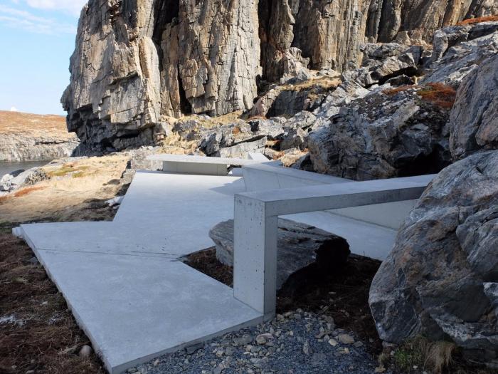 BIM建筑|在折叠混凝土上观海:错乱岩层上的游客中心 / MORFEUS arkitekter BIM建筑|在折叠混凝土上观海:错乱岩层上的游客中心 / MORFEUS arkitekter