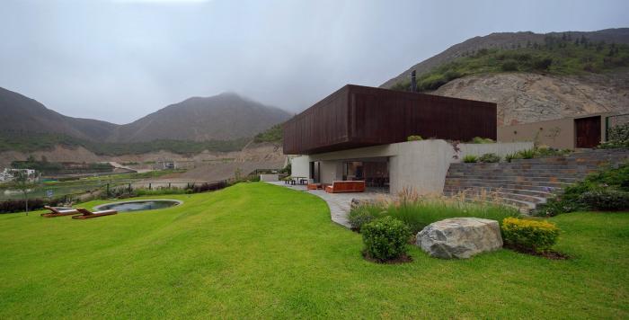 BIM建筑|山野乡村的有机住宅——“木盒之下” / Martin Dulanto Arquitecto BIM建筑|山野乡村的有机住宅——“木盒之下” / Martin Dulanto Arquitecto