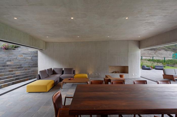 BIM建筑|山野乡村的有机住宅——“木盒之下” / Martin Dulanto Arquitecto BIM建筑|山野乡村的有机住宅——“木盒之下” / Martin Dulanto Arquitecto