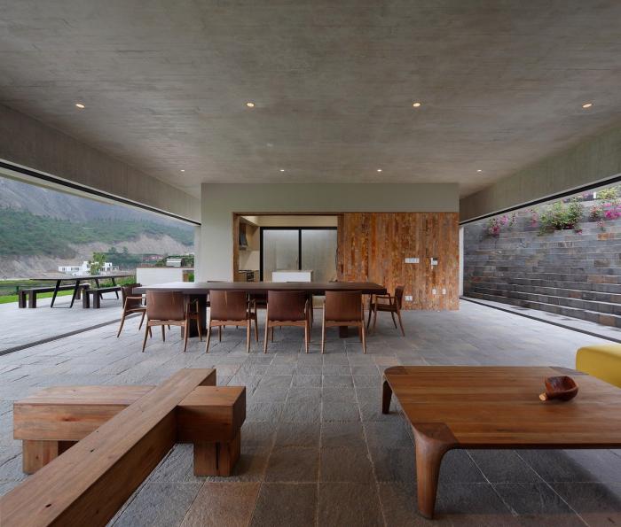 BIM建筑|山野乡村的有机住宅——“木盒之下” / Martin Dulanto Arquitecto BIM建筑|山野乡村的有机住宅——“木盒之下” / Martin Dulanto Arquitecto