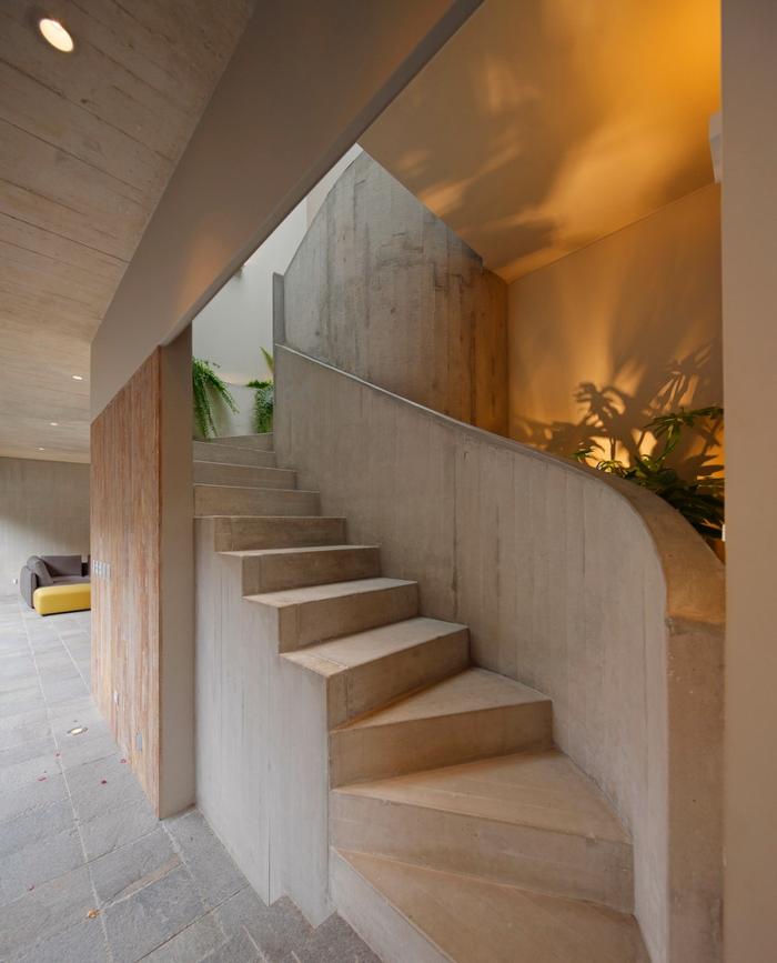 BIM建筑|山野乡村的有机住宅——“木盒之下” / Martin Dulanto Arquitecto BIM建筑|山野乡村的有机住宅——“木盒之下” / Martin Dulanto Arquitecto