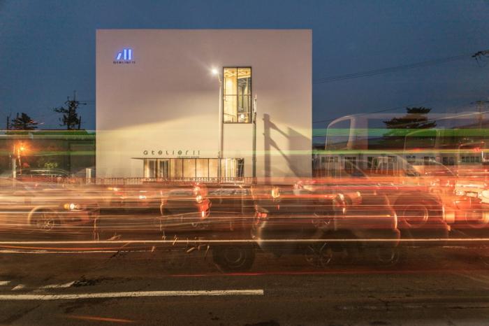 BIM建筑|混凝土构筑的抽象几何空间:Atelier 11办公楼 / Atelier 11 BIM建筑|混凝土构筑的抽象几何空间:Atelier 11办公楼 / Atelier 11