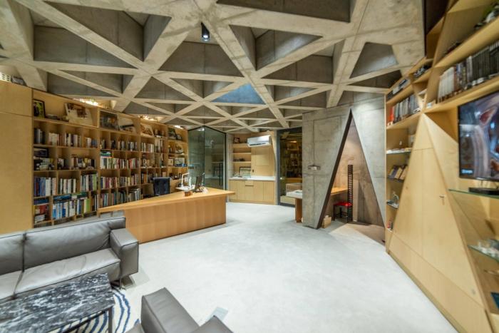 BIM建筑|混凝土构筑的抽象几何空间:Atelier 11办公楼 / Atelier 11 BIM建筑|混凝土构筑的抽象几何空间:Atelier 11办公楼 / Atelier 11
