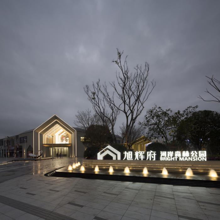 BIM建筑|儿童画符号的抽象表达:台州•旭辉府 / 天华建筑设计2A所 BIM建筑|儿童画符号的抽象表达:台州•旭辉府 / 天华建筑设计2A所