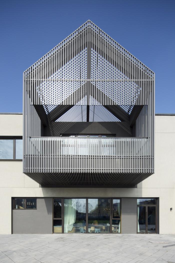 BIM建筑|儿童画符号的抽象表达:台州•旭辉府 / 天华建筑设计2A所 BIM建筑|儿童画符号的抽象表达:台州•旭辉府 / 天华建筑设计2A所