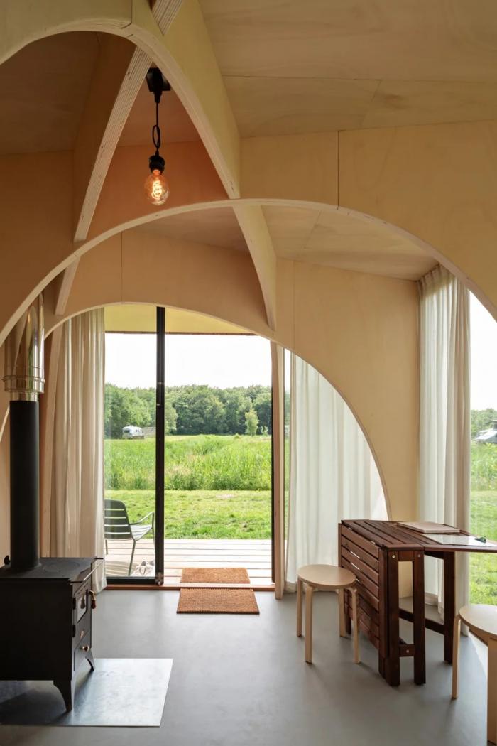 BIM建筑|可移动的森林小屋 / Thewaywebuild BIM建筑|可移动的森林小屋 / Thewaywebuild