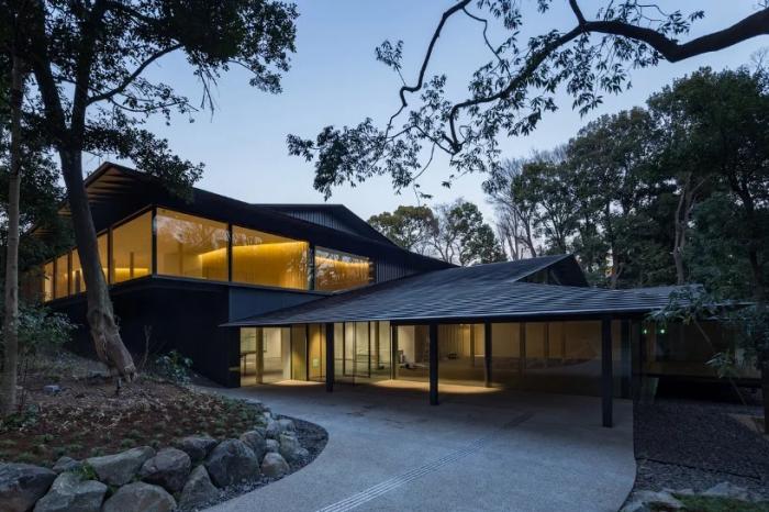 BIM建筑|如飘零落叶,消隐于森林中:日本明治神宫博物馆 / 隈研吾建筑都市设计事务所 BIM建筑|如飘零落叶,消隐于森林中:日本明治神宫博物馆 / 隈研吾建筑都市设计事务所