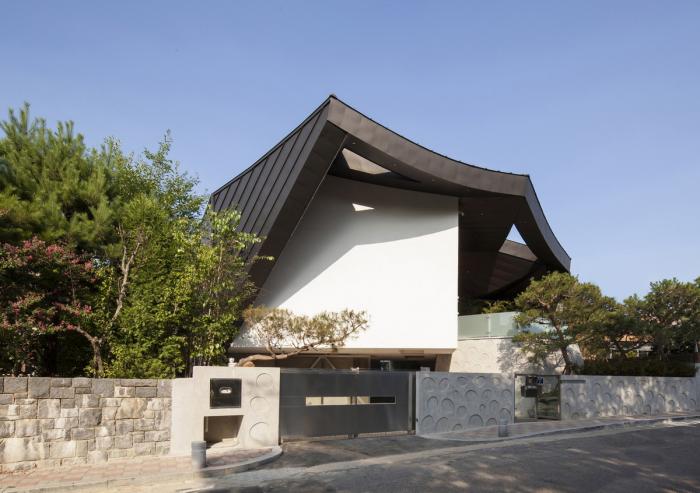 BIM建筑|动态绵延,自成一座山脉:韩国“四合院” / IROJE KHM Architects BIM建筑|动态绵延,自成一座山脉:韩国“四合院” / IROJE KHM Architects