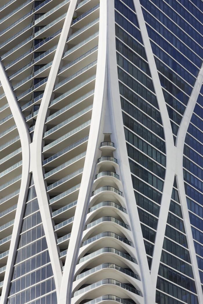 BIM建筑|一部宏大的空间史诗:迈阿密千号馆豪华公寓’ / 扎哈·哈迪德建筑事务所 BIM建筑|一部宏大的空间史诗:迈阿密千号馆豪华公寓’ / 扎哈·哈迪德建筑事务所