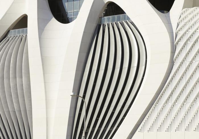 BIM建筑|一部宏大的空间史诗:迈阿密千号馆豪华公寓’ / 扎哈·哈迪德建筑事务所 BIM建筑|一部宏大的空间史诗:迈阿密千号馆豪华公寓’ / 扎哈·哈迪德建筑事务所