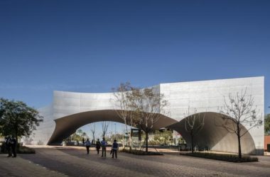 BIM建筑|被“掏空”舞动的雕塑:塞维利亚新文化中心 / Vázquez Consuegra-BIM建筑网