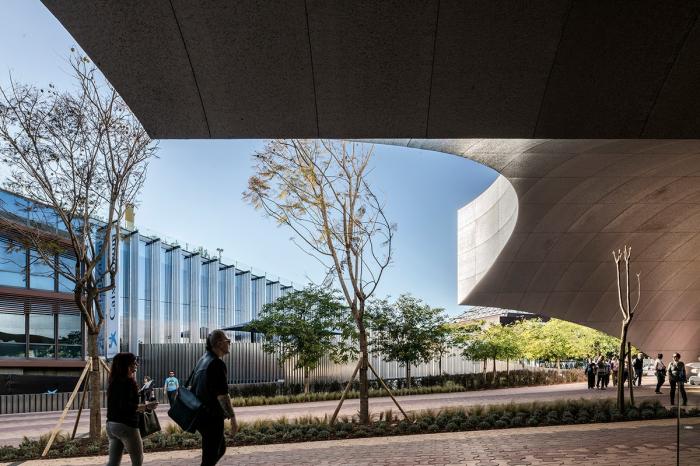 BIM建筑|被“掏空”舞动的雕塑:塞维利亚新文化中心 / Vázquez Consuegra BIM建筑|被“掏空”舞动的雕塑:塞维利亚新文化中心 / Vázquez Consuegra