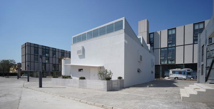 BIM建筑|“简易改造”:精炼元素的空间意义 / 合木建筑新工作室 BIM建筑|“简易改造”:精炼元素的空间意义 / 合木建筑新工作室