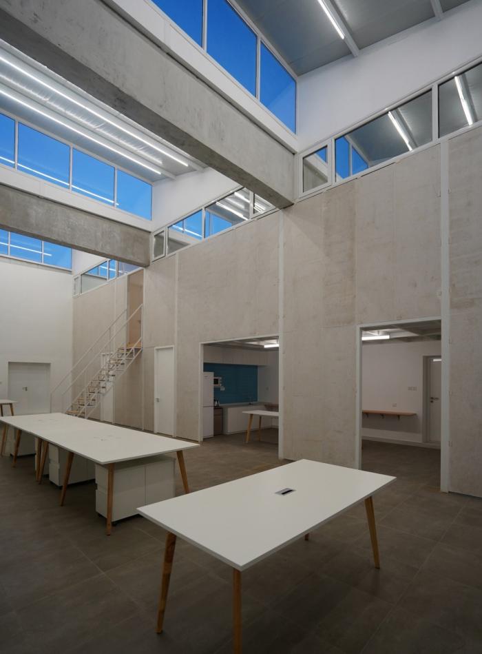 BIM建筑|“简易改造”:精炼元素的空间意义 / 合木建筑新工作室 BIM建筑|“简易改造”:精炼元素的空间意义 / 合木建筑新工作室