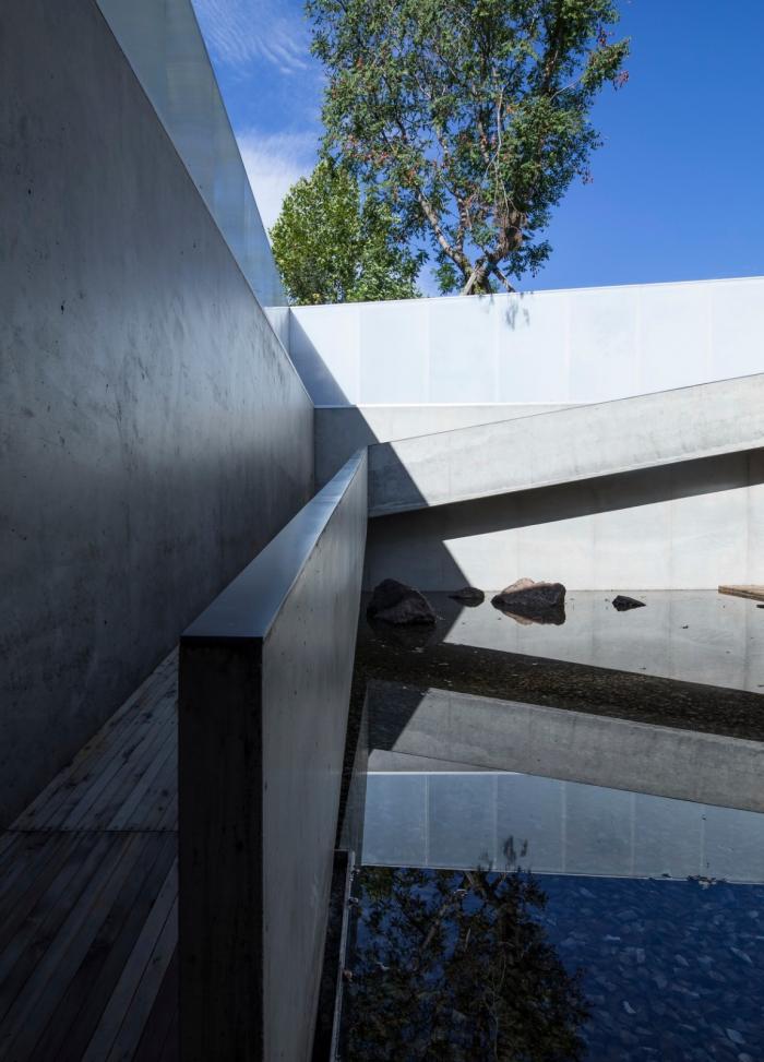 BIM建筑|两重院 / TAOA陶磊建筑 BIM建筑|两重院 / TAOA陶磊建筑