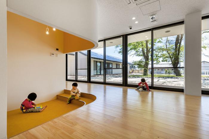 BIM建筑|儿童画里的木屋乐园,MRN幼儿园 / HIBINOSEKKEI +日比野设计 BIM建筑|儿童画里的木屋乐园,MRN幼儿园 / HIBINOSEKKEI +日比野设计