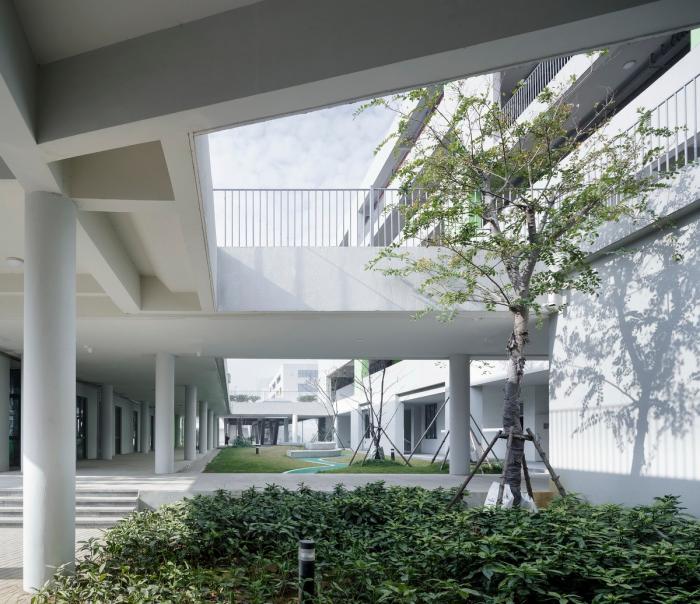 BIM建筑|小河弯弯,愉快嬉戏的童年——宁波杭州湾滨海小学 / 浙江大学建筑设计研究院 BIM建筑|小河弯弯,愉快嬉戏的童年——宁波杭州湾滨海小学 / 浙江大学建筑设计研究院