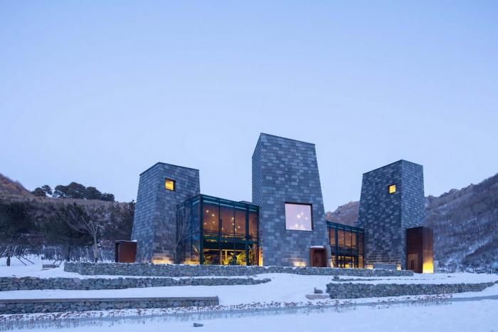 BIM建筑|森之谷温泉中心 / B.L.U.E. 建筑设计事务所 BIM建筑|森之谷温泉中心 / B.L.U.E. 建筑设计事务所