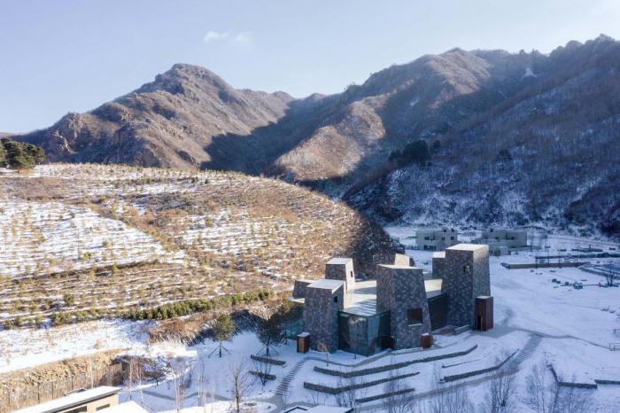 BIM建筑|森之谷温泉中心 / B.L.U.E. 建筑设计事务所 BIM建筑|森之谷温泉中心 / B.L.U.E. 建筑设计事务所