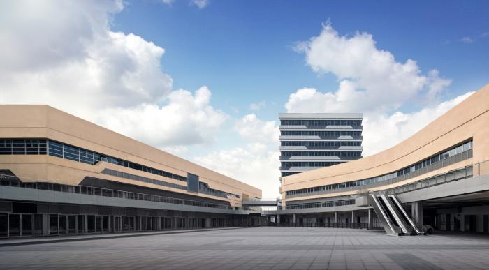 BIM建筑|极速车王的起点——天益国际汽车城 / 三益建筑设计 BIM建筑|极速车王的起点——天益国际汽车城 / 三益建筑设计