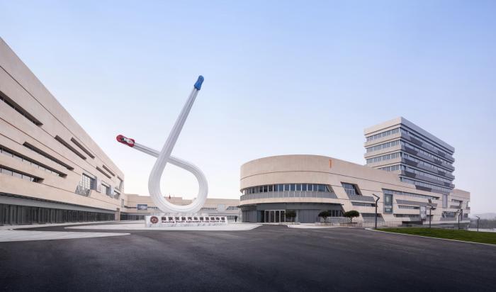 BIM建筑|极速车王的起点——天益国际汽车城 / 三益建筑设计 BIM建筑|极速车王的起点——天益国际汽车城 / 三益建筑设计