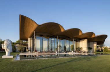 BIM建筑|爱琴海岸安静流淌的暖浪:Dolunay庄园 / Foster + Partners-BIM建筑网