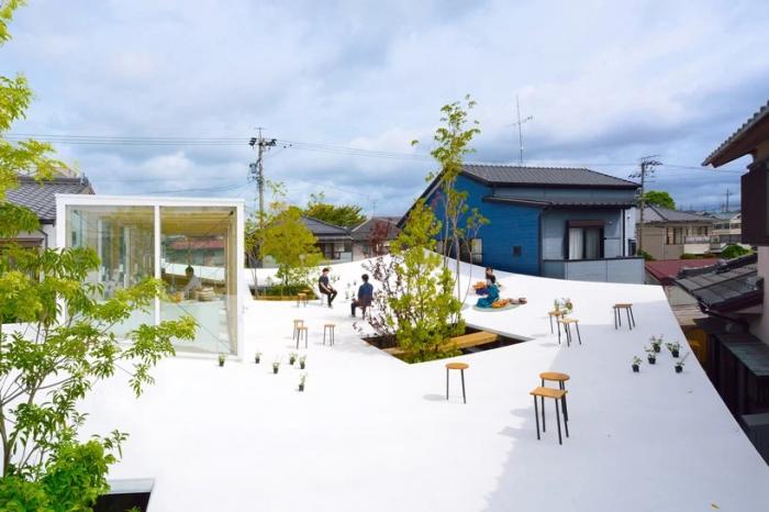 BIM建筑|白色飞船木屋,富有张力的伸展,Sannouno办公室 / Sudio Velocity BIM建筑|白色飞船木屋,富有张力的伸展,Sannouno办公室 / Sudio Velocity