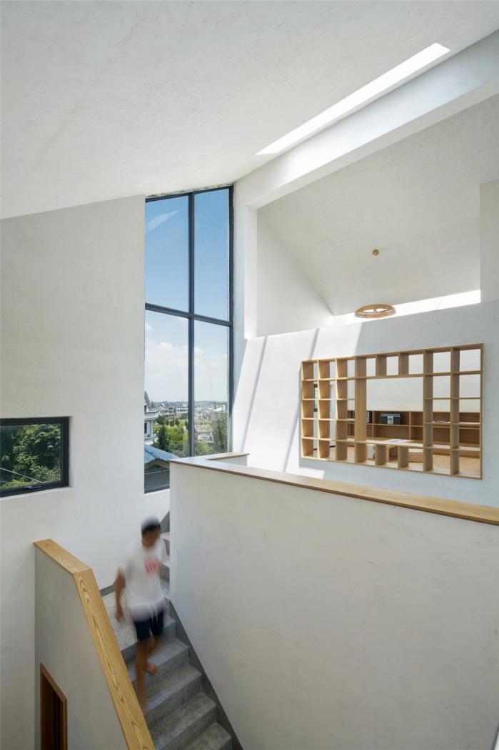 BIM建筑|乡居倒影——龙游后山头28号宅 / 中国美术学院风景建筑设计研究总院 BIM建筑|乡居倒影——龙游后山头28号宅 / 中国美术学院风景建筑设计研究总院