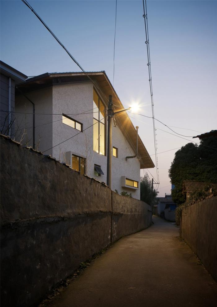 BIM建筑|乡居倒影——龙游后山头28号宅 / 中国美术学院风景建筑设计研究总院 BIM建筑|乡居倒影——龙游后山头28号宅 / 中国美术学院风景建筑设计研究总院