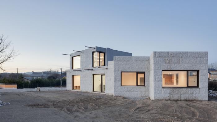 BIM建筑|粗野之中,落日般的清新,VMS 住宅 / Marcos Miguelez BIM建筑|粗野之中,落日般的清新,VMS 住宅 / Marcos Miguelez